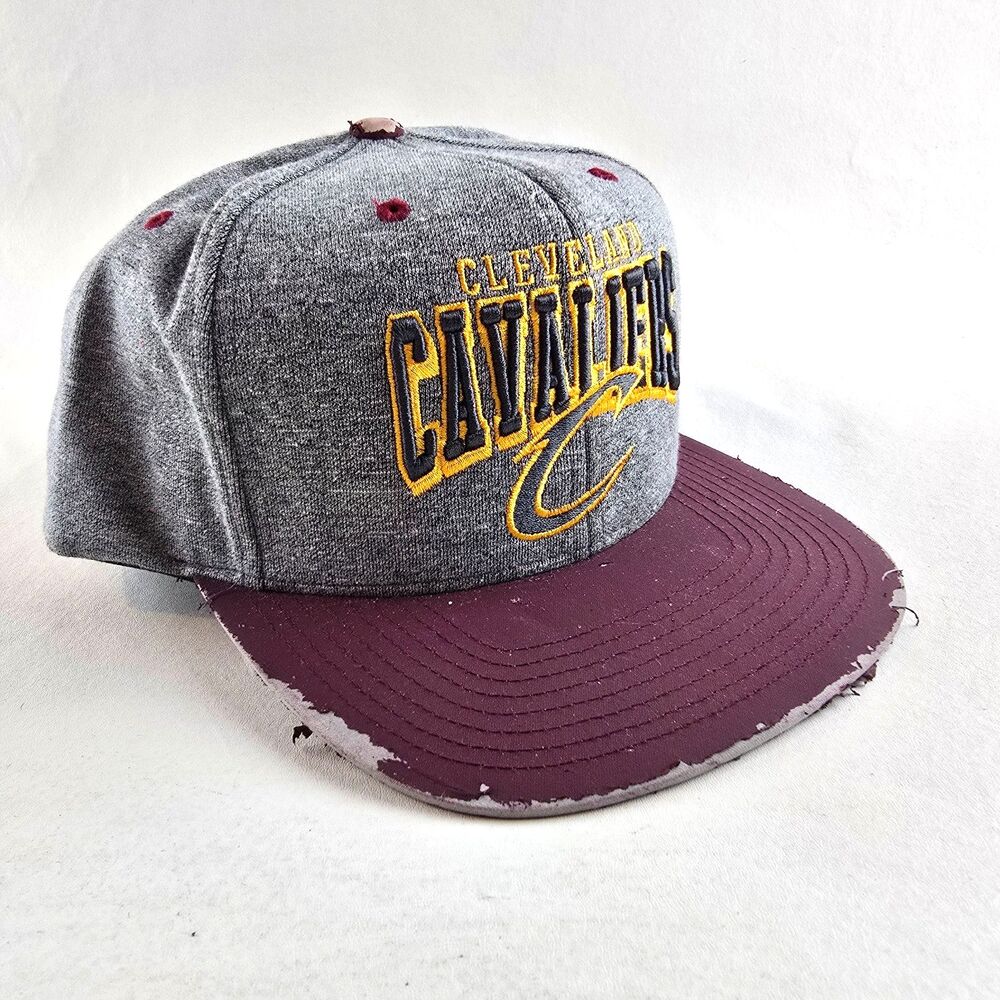 Cleveland Cavaliers Snapback Hat Mitchell Ness Gray Burgundy Brim NBA  Read